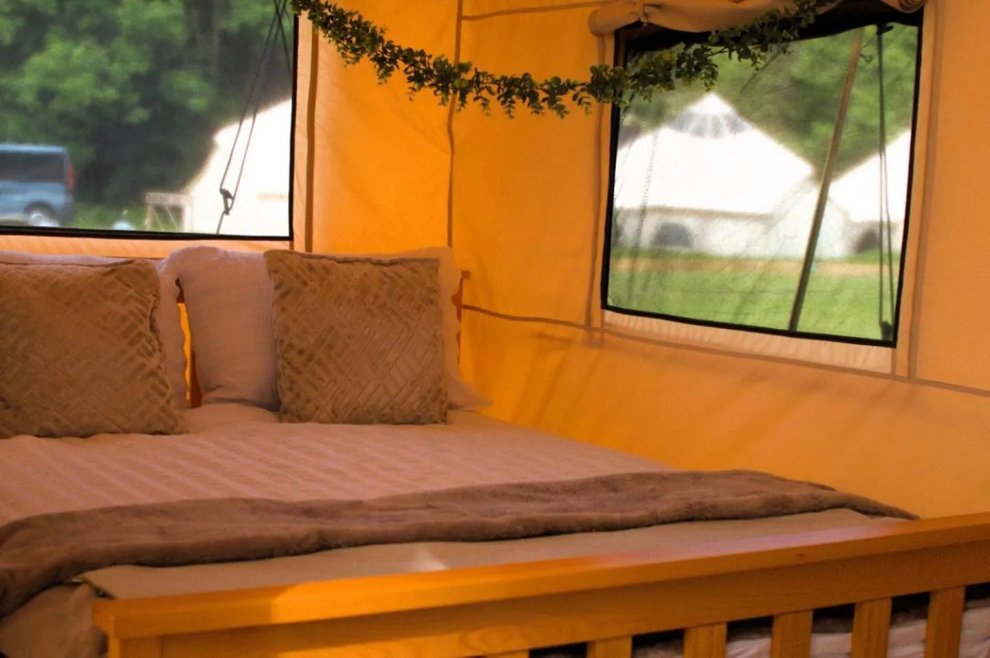 Bell Tent Village Parks نوتينغهام المملكة المتحدة
