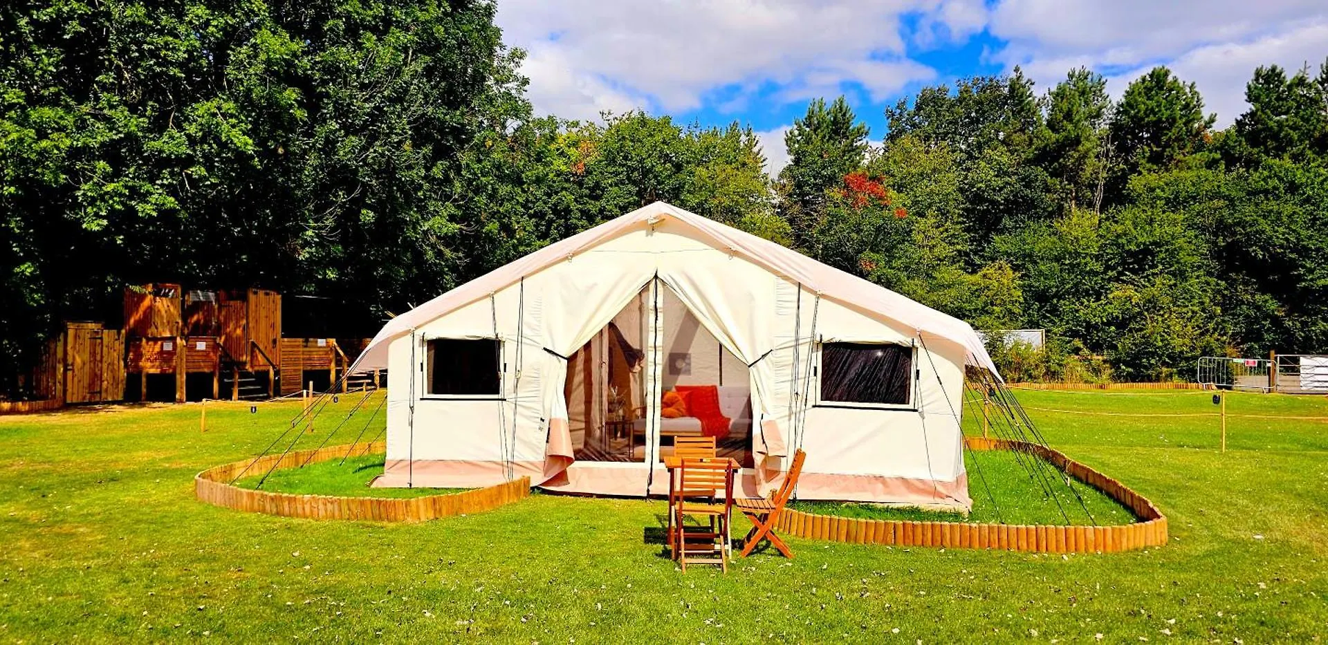 خيمة فخمة Bell Tent Village Parks نوتينغهام المملكة المتحدة
